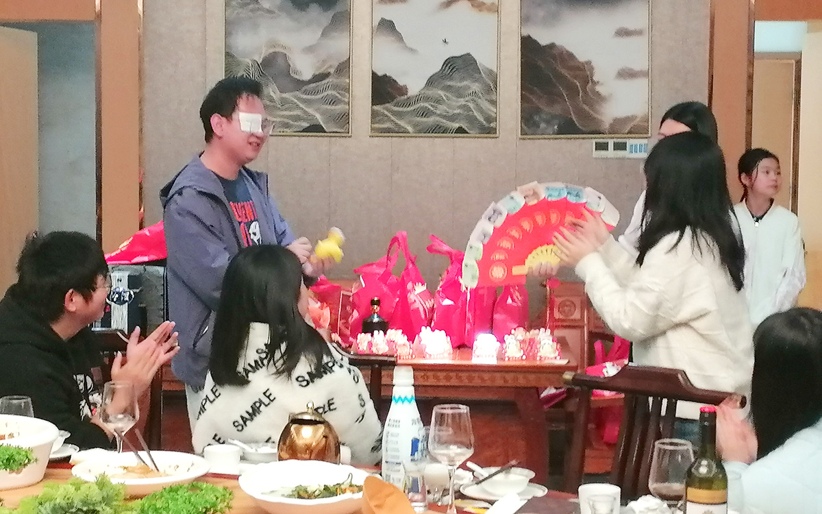 2024年圓桌國(guó)際展覽年會(huì)小游戲1